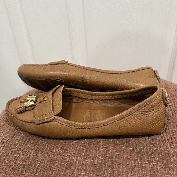 Tory Burch Camel PENNIE LOAFERS Pebble Leather Gold Slip-On Career‎ Womens 9M - Picture 3 of 13